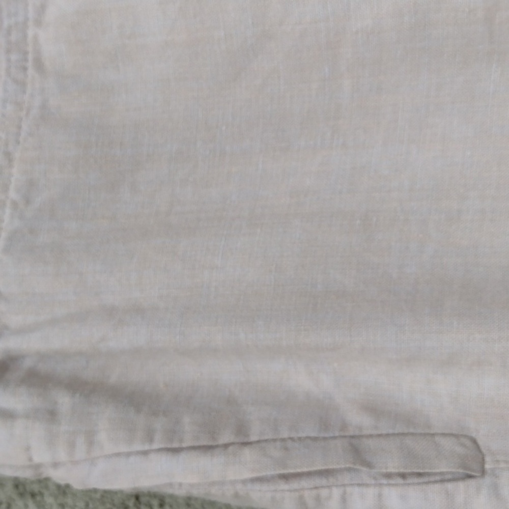 Poetry Cream Linen Shorts 2 - Picture 4 of 8